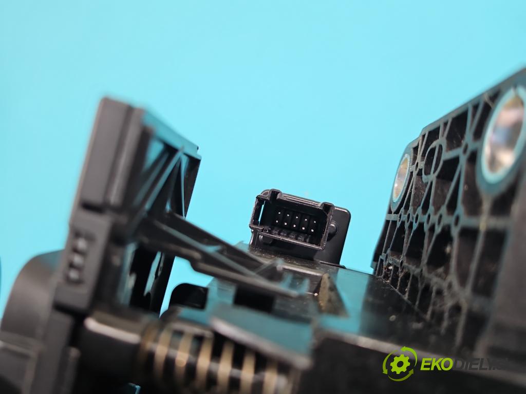 Audi A8 D4 2009-2017 3.0 V6 tdi 250 HP automatic 184 kW 2967 cm3 4- Páka: Změny: stupeň,rýchlosť 4H1927731A (Rýchlostná páka (kulisa))