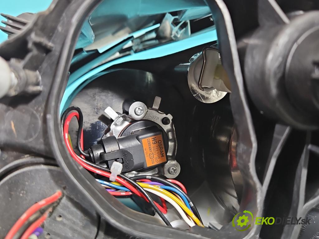 Volvo S60 II 2010-2018 2.0 D3 163 HP manual 120 kW 1984 cm3 4- Reflektor: pravý  (Pravé)