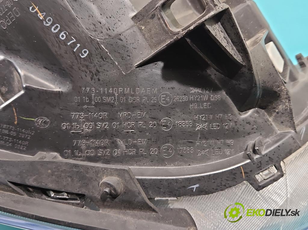 Volvo S60 II 2010-2018 2.0 D3 163 HP manual 120 kW 1984 cm3 4- Reflektor: pravý  (Pravé)