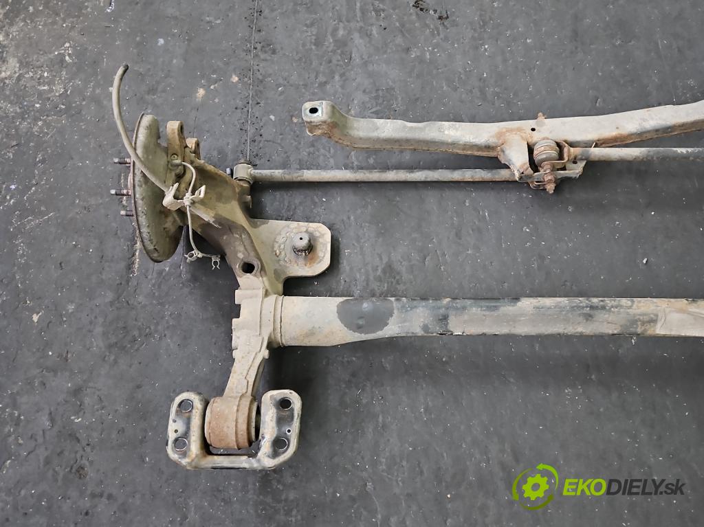 Opel Astra IV 2009-2015 1.4 T 140 hp manual 103 kW 1362 cm3 5- zadní výztuha  (Výztuhy zadní)