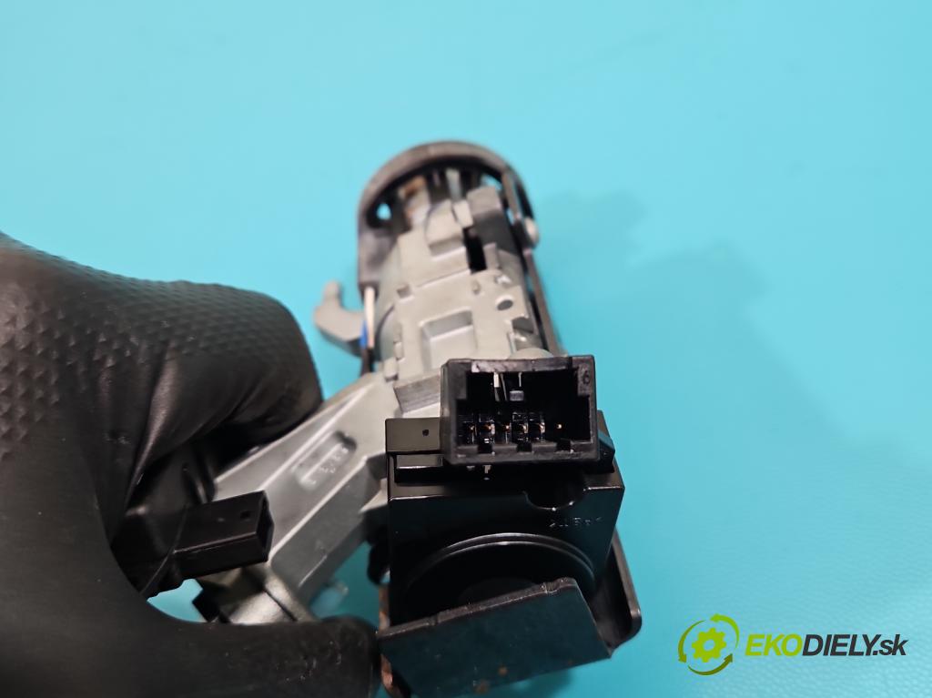 Opel Astra IV 2009-2015 1.4 T 140 HP manual 103 kW 1362 cm3 5- Spínačka 20939745 (Spínacie skrinky a kľúče)