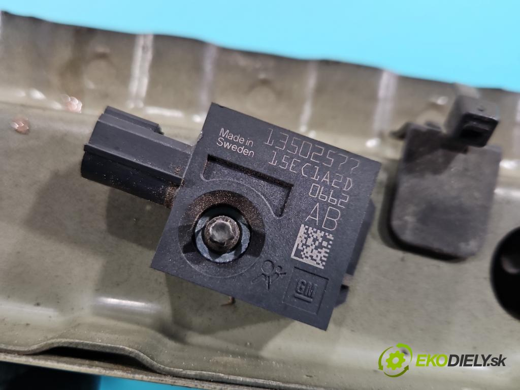 Opel Astra IV 2009-2015 1.4 T 140 hp manual 103 kW 1362 cm3 5- stěna přední 13312474 (Výztuhy přední)