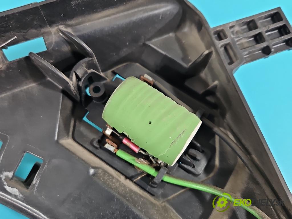Opel Astra IV 2009-2015 1.4 T 140 HP manual 103 kW 1362 cm3 5- Ventilátor chladiča 0130308114