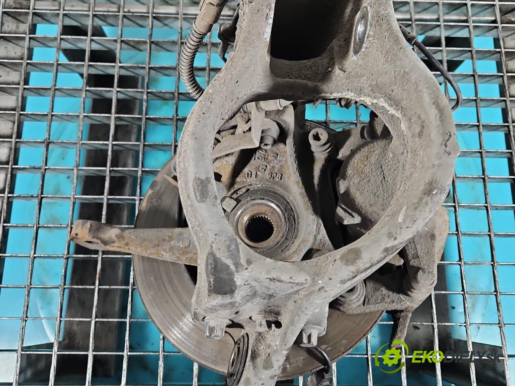 Peugeot 407 1,8.0 16V 116 HP manual 85 kW 1749 cm3 4- náboj pravé  (Náboje)