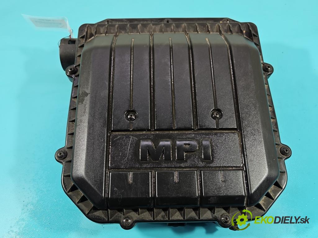 Skoda Fabia III 2014- 1.0 mpi 75 HP manual 55 kW 999 cm3 5- obal filtra vzduchu 04C129611J (Obaly filtrov vzduchu)