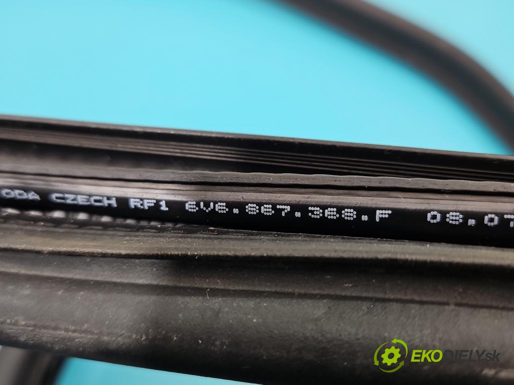 Skoda Fabia III 2014- 1.0 mpi 75 hp manual 55 kW 999 cm3 5- Těsnění: dveře zadní pravé 6V6867368F (Ostatní)