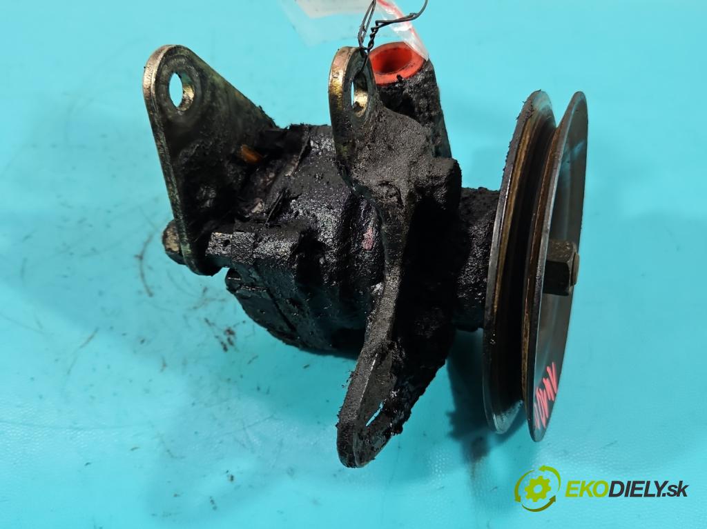 Fs lublin Lublin 3 2.4 TD 87 HP manual 64 kW 2417 cm3 5- čerpadlo posilovač  (Servočerpadlo, pumpa riadenia)