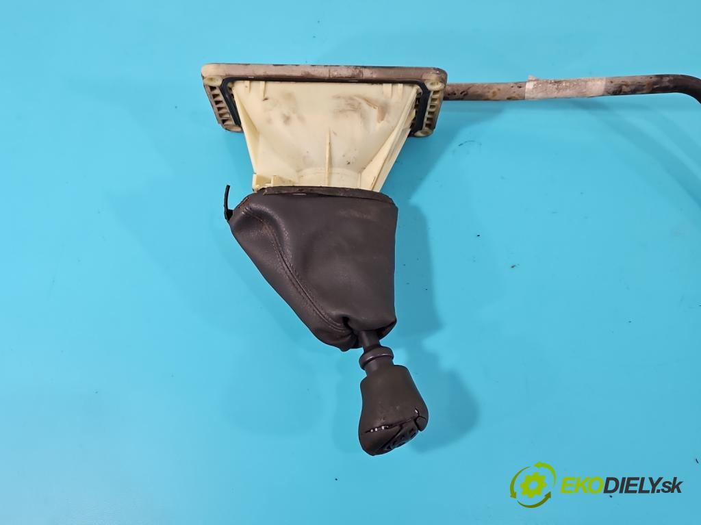 Renault Clio II 1998-2012 1.5 dci 82 HP manual 60 kW 1461 cm3 5- Páka: Změny: stupeň,rýchlosť 8200136365 (Rýchlostné páky / kulisy)