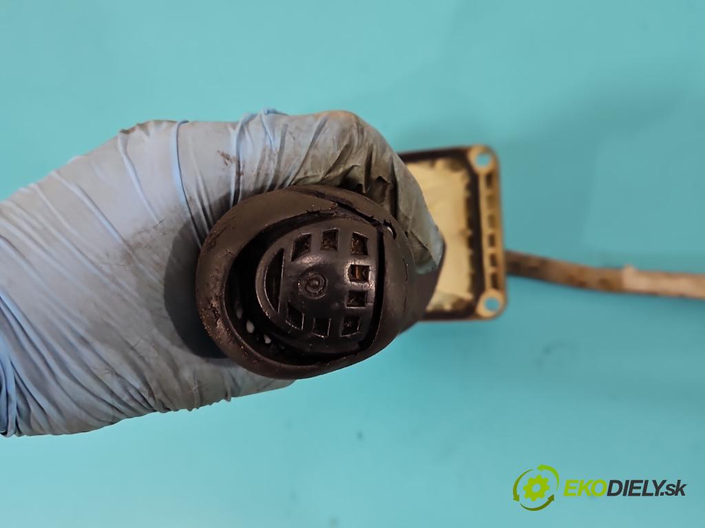 Renault Clio II 1998-2012 1.5 dci 82 HP manual 60 kW 1461 cm3 5- Páka: Změny: stupeň,rýchlosť 8200136365 (Rýchlostné páky / kulisy)