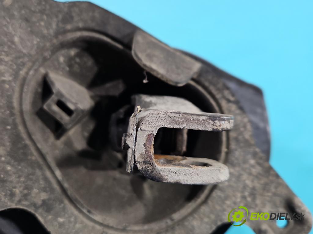 Renault Clio II 1998-2012 1.5 dci 82 HP manual 60 kW 1461 cm3 5- Stĺpik volant  (Tyče riadenia (volantu))