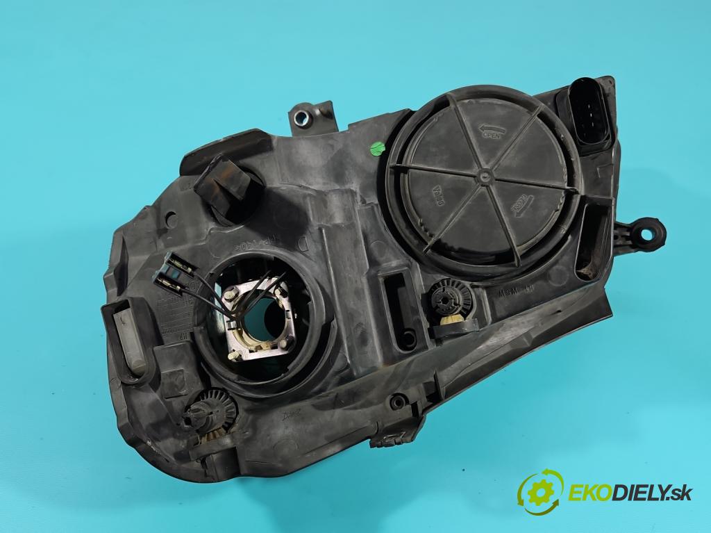 Vw Polo IV 9N 2001-2009 1.4 tdi 69KM manual 51 kW 1422 cm3 3- Reflektor: pravý 6Q1941008AK (Pravé)