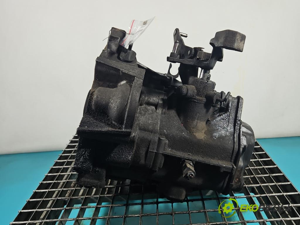 Vw Polo IV 9N 2001-2009 1.4 tdi 69KM manual 51 kW 1422 cm3 3- prevodovka stupeň,rýchlosť manual HCS