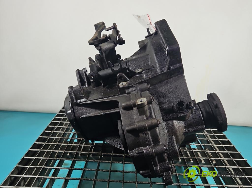 Vw Polo IV 9N 2001-2009 1.4 tdi 69KM manual 51 kW 1422 cm3 3- prevodovka stupeň,rýchlosť manual HCS