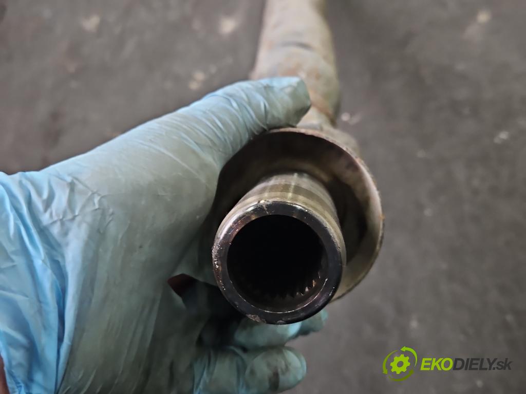 Suzuki Grand Vitara II 2005-2014 2.0 16V 140 HP manual 103 kW 1995 cm3 5- Hřídel: zadné  (Kardaňový hriadeľ)