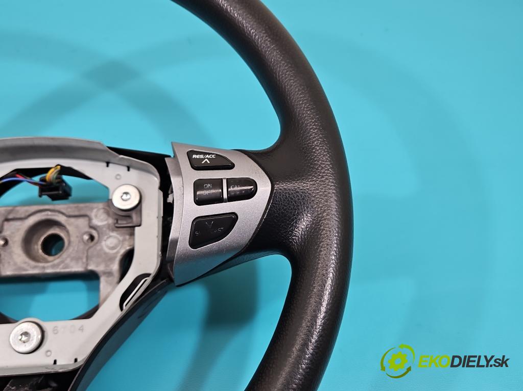 Suzuki Grand Vitara II 2005-2014 2.0 16V 140 HP manual 103 kW 1995 cm3 5- volant  (Volanty)