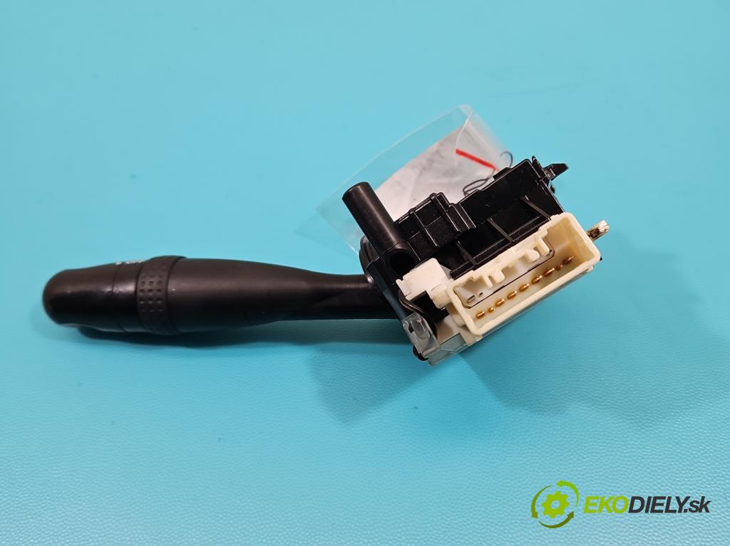 Suzuki Grand Vitara II 2005-2014 2.0 16V 140 hp manual 103 kW 1995 cm3 5- Přepínač blinkry: 173744 (Ovládaní topení a přepínače)