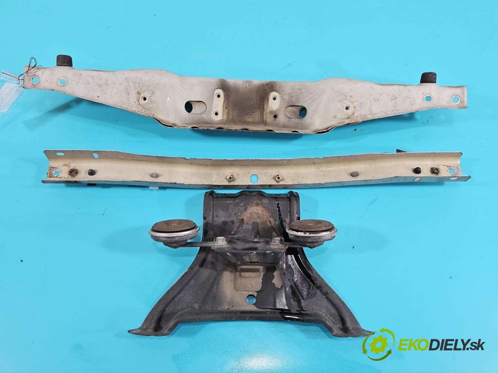 Suzuki Grand Vitara II 2005-2014 2.0 16V 140 hp manual 103 kW 1995 cm3 5- stěna přední  (Výztuhy přední)