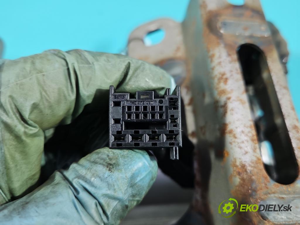 Audi A8 D4 2009-2017 3.0 V6 tdi 250 HP automatic 184 kW 2967 cm3 4- Stĺpik volant 4H0419512 (Tyč riadenia (volantu))