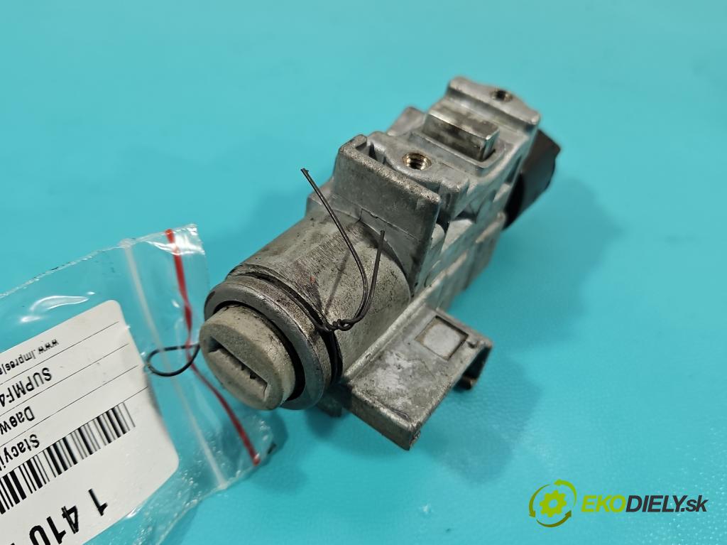 Daewoo Matiz 0.8 51KM manual 37,5 kW 796 cm3 5- Spínačka  (Spínacie skrinky a kľúče)