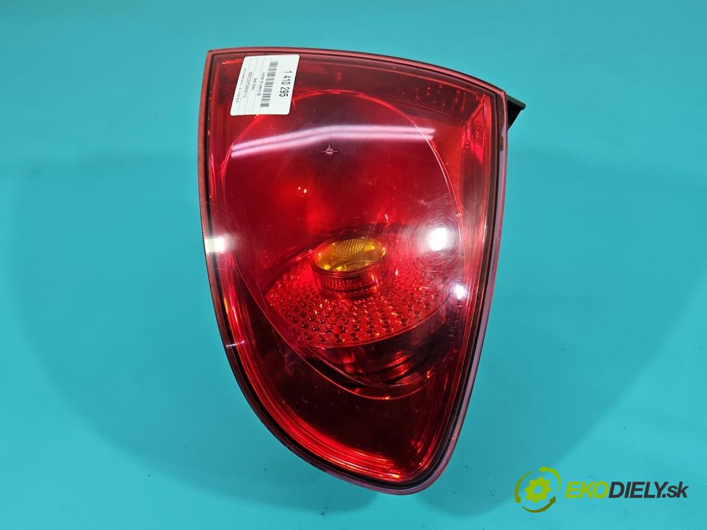 Seat Altea 2.0 tdi 140 hp manual 103 kW 1968 cm3 5- světlo zadní pravé 5P0945096D (Klika dveří ostatní)