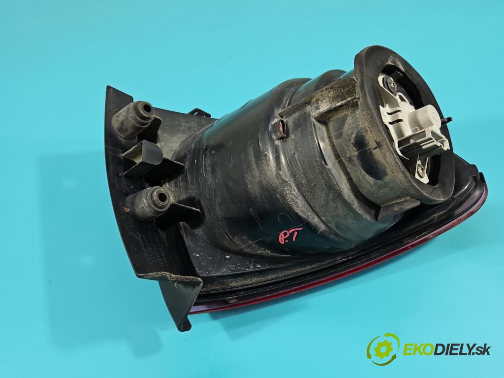 Seat Altea 2.0 tdi 140 hp manual 103 kW 1968 cm3 5- světlo zadní pravé 5P0945096D (Klika dveří ostatní)