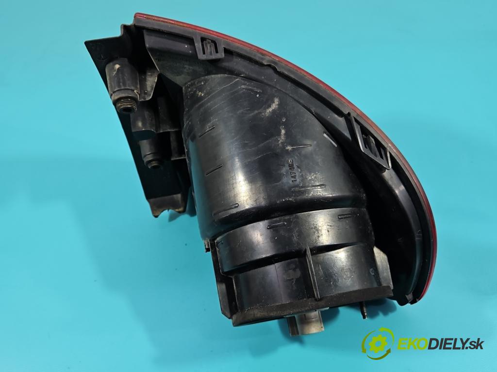 Seat Altea 2.0 tdi 140 hp manual 103 kW 1968 cm3 5- světlo zadní pravé 5P0945096D (Klika dveří ostatní)