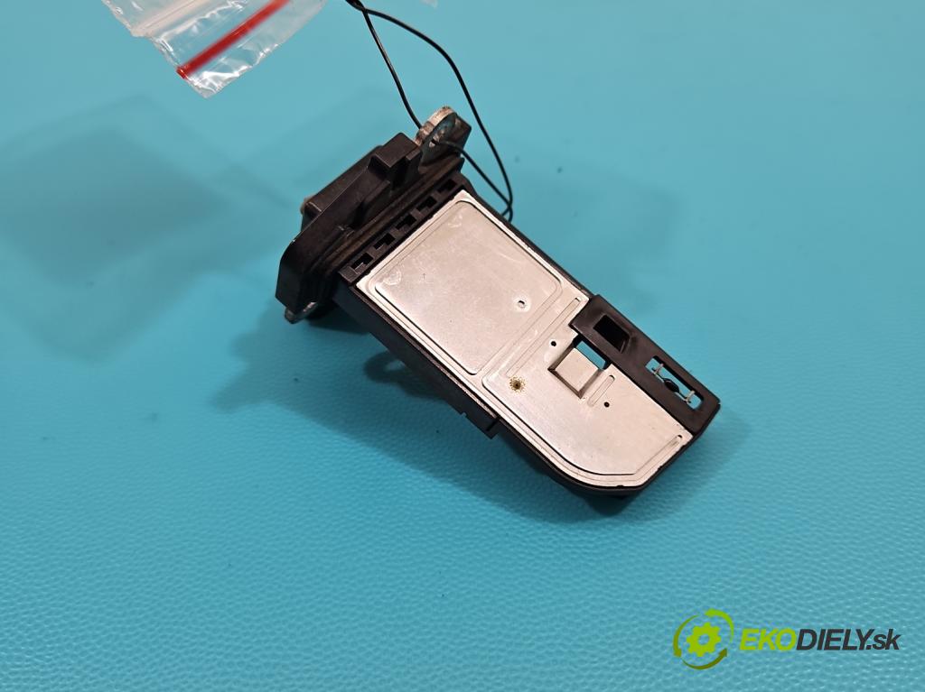 Toyota Corolla E15 2007-2014 1.4 D4D 90 HP manual 66 kW 1364 cm3 4- průtokoměr: 22204-26010 (Váhy vzduchu)