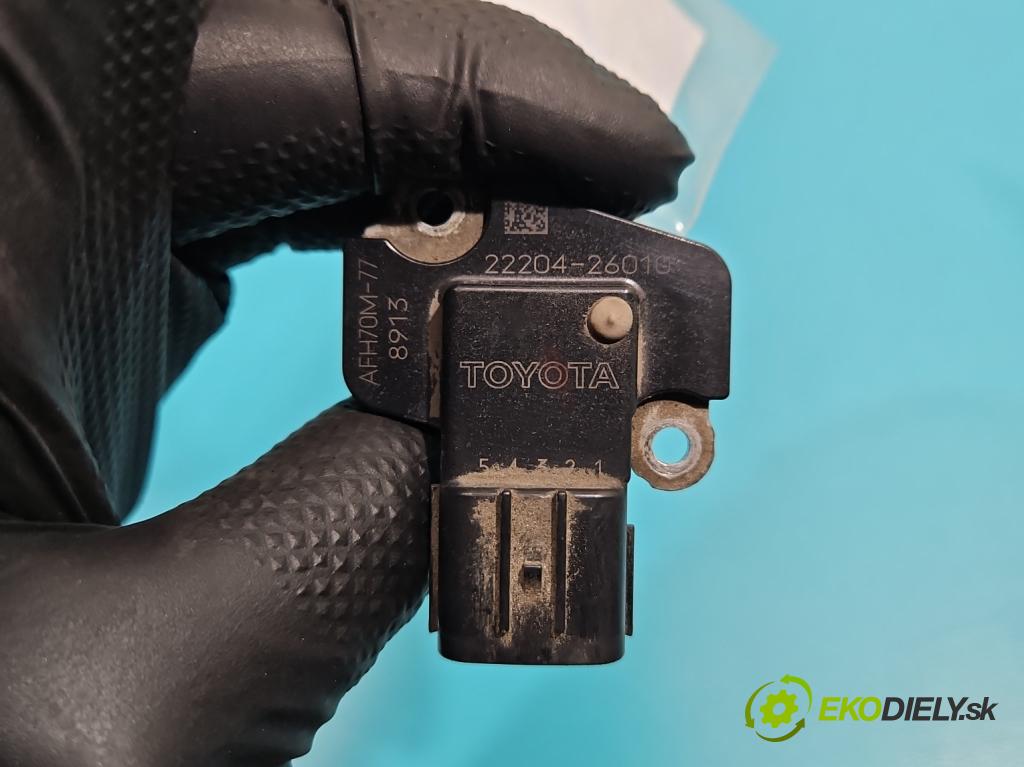 Toyota Corolla E15 2007-2014 1.4 D4D 90 HP manual 66 kW 1364 cm3 4- průtokoměr: 22204-26010 (Váhy vzduchu)