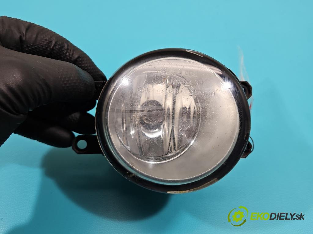 Toyota Corolla E15 2007-2014 1.4 D4D 90 hp manual 66 kW 1364 cm3 4- Halogen pravý 81210-0D041 (Ostatné)