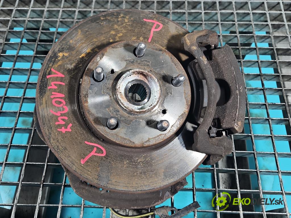 Toyota Corolla E15 2007-2014 1.4 D4D 90 HP manual 66 kW 1364 cm3 4- náboj pravé  (Náboje)