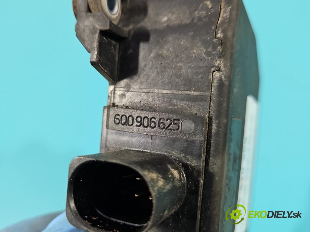 Seat Altea 2.0 tdi 140 HP manual 103 kW 1968 cm3 5- ventil magnetické: 6Q0906625 (Ostatné)