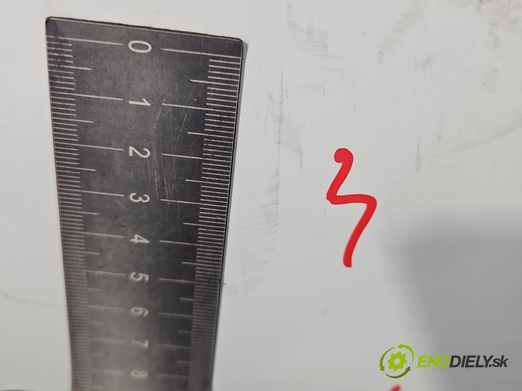 Mercedes Sprinter II 906 2006-  2.2 CDI 129 hp manual 95 kW 2143 cm3 5- dveře přední levé  (Klika dveří ostatní)