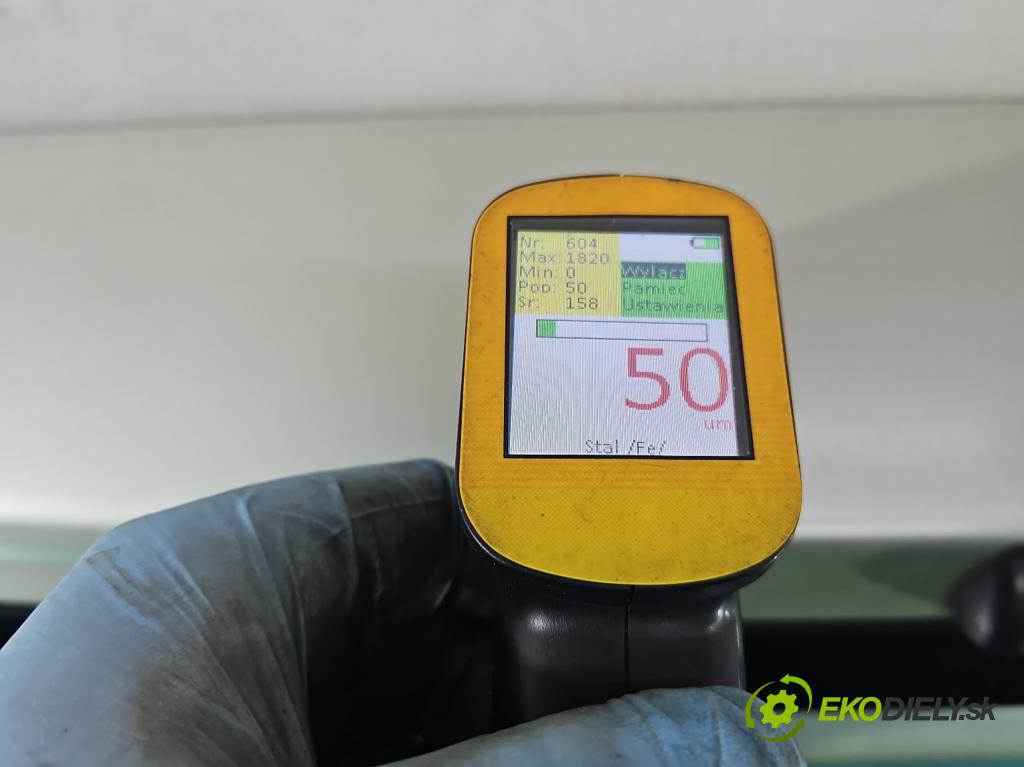 Toyota Starlet 1.3 16v 75 hp manual 55 kW 1332 cm3 5- zadní kufrové dveře  (Zadní kapoty)