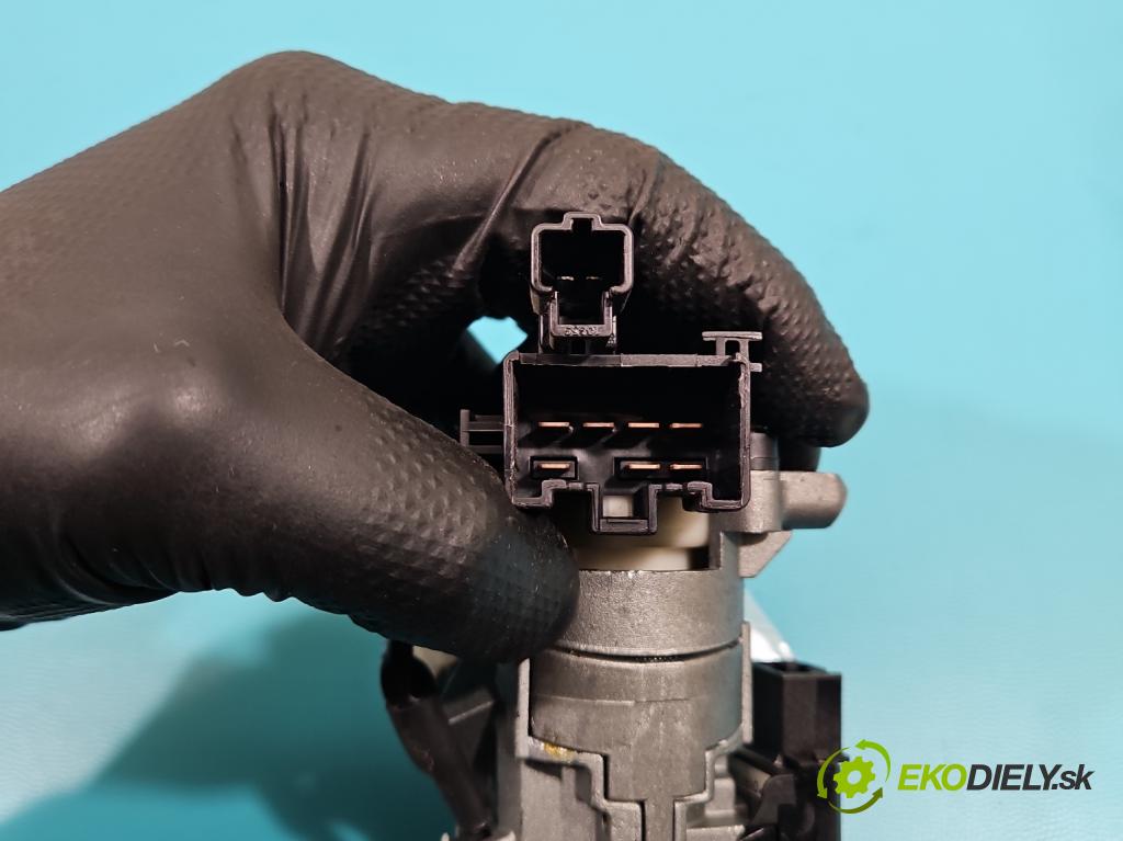 Toyota Yaris I 1999-2005 1.0 vvti 65 HP manual 48 kW 998 cm3 5- Spínačka  (Spínacie skrinky a kľúče)