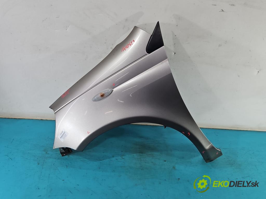 Toyota Yaris I 1999-2005 1.0 vvti 65 hp manual 48 kW 998 cm3 5- blatnik přední levý  (Predné ľavé)