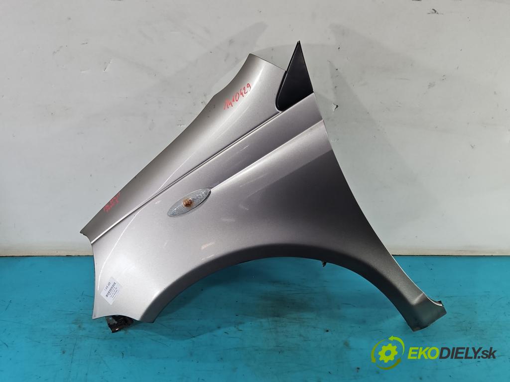 Toyota Yaris I 1999-2005 1.0 vvti 65 hp manual 48 kW 998 cm3 5- blatnik přední levý  (Predné ľavé)