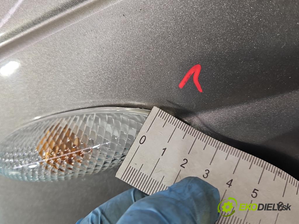 Toyota Yaris I 1999-2005 1.0 vvti 65 hp manual 48 kW 998 cm3 5- blatnik přední levý  (Predné ľavé)