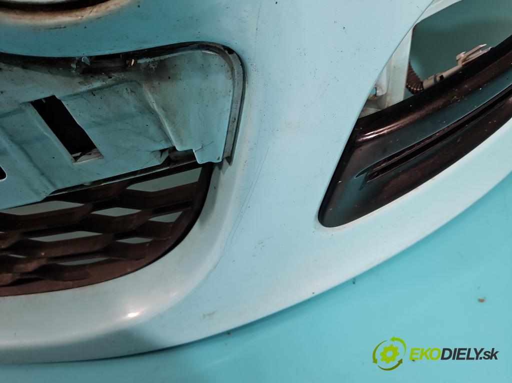 Renault Twingo II 2007-2014 1.5 dci 86 hp manual 63 kW 1461 cm3 3- nárazník přední  (Ostatné)