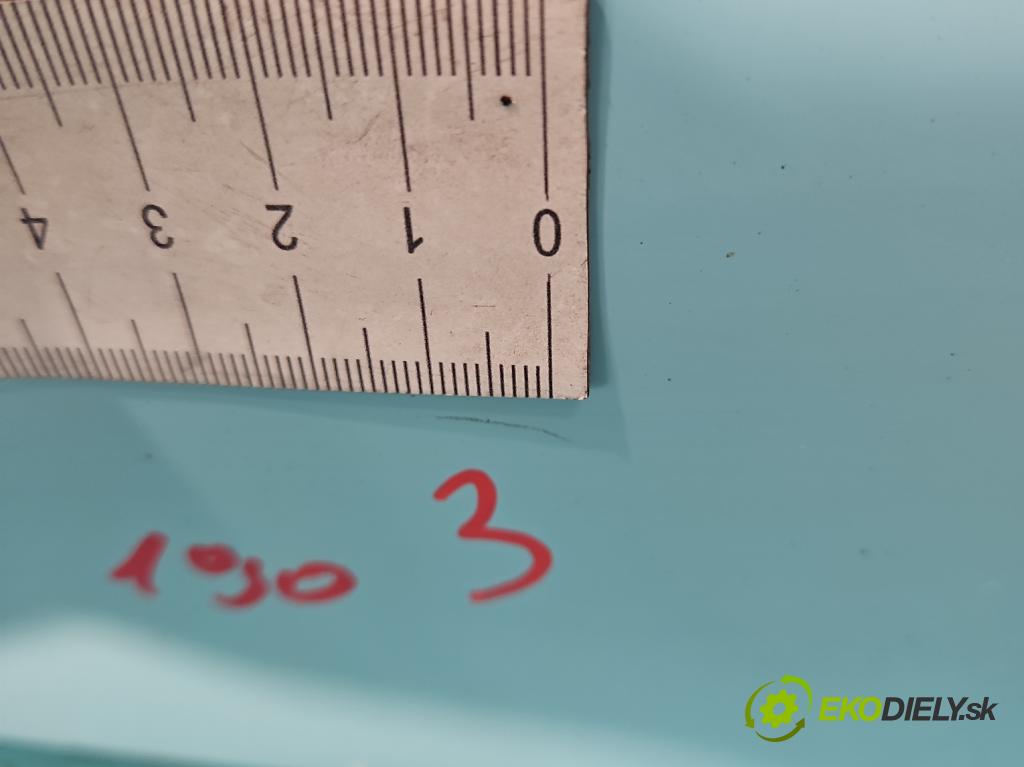 Renault Twingo II 2007-2014 1.5 dci 86 hp manual 63 kW 1461 cm3 3- zadní kufrové dveře  (Zadní kapoty)