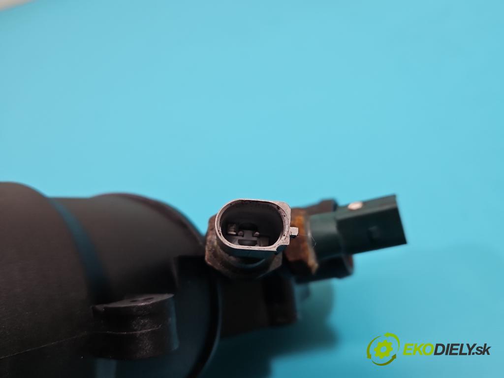 Audi A8 D4 2009-2017 3.0 V6 tdi 250 HP automatic 184 kW 2967 cm3 4- Základ: filtra oleja: 059115389G (Obaly filtrov oleja)