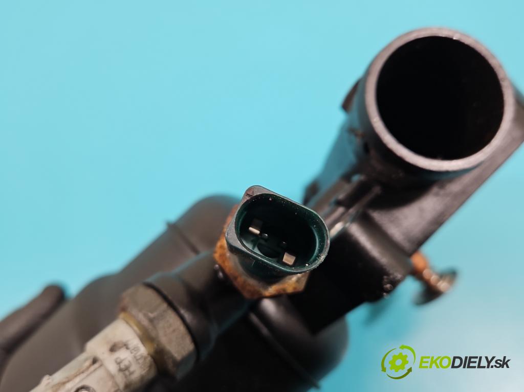 Audi A8 D4 2009-2017 3.0 V6 tdi 250 HP automatic 184 kW 2967 cm3 4- Základ: filtra oleja: 059115389G (Obaly filtrov oleja)