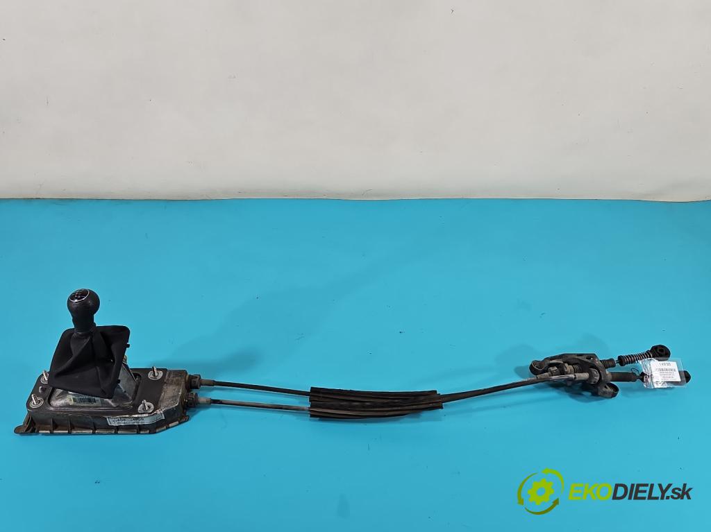 Seat Ibiza IV 6J 2008-2017 1.2 mpi 69KM manual 51 kW 1198 cm3 5- Páka: Změny: stupeň,rýchlosť 6Q0711049CG (Rýchlostná páka (kulisa))