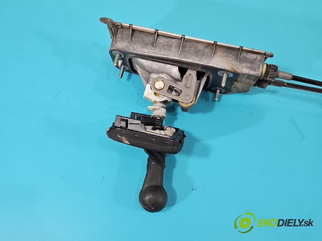 Seat Ibiza IV 6J 2008-2017 1.2 mpi 69KM manual 51 kW 1198 cm3 5- Páka: Změny: stupeň,rýchlosť 6Q0711049CG (Rýchlostná páka (kulisa))