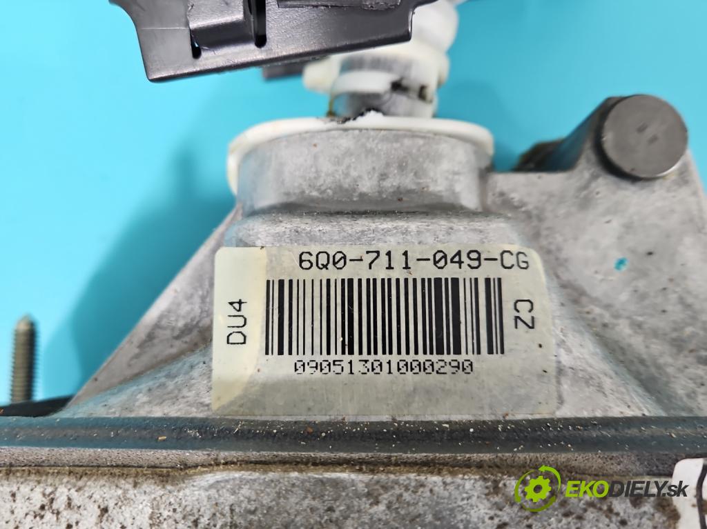 Seat Ibiza IV 6J 2008-2017 1.2 mpi 69KM manual 51 kW 1198 cm3 5- Páka: Změny: stupeň,rýchlosť 6Q0711049CG (Rýchlostná páka (kulisa))
