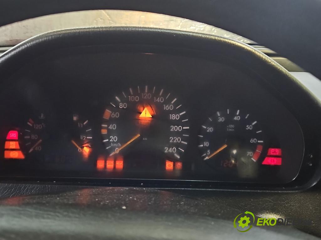 Mercedes C W202 1993-2001 1.8 122 HP manual 90 kW 1799 cm3 5- prístrojovka/ budíky 2025401648 (Prístrojové dosky, displeje)