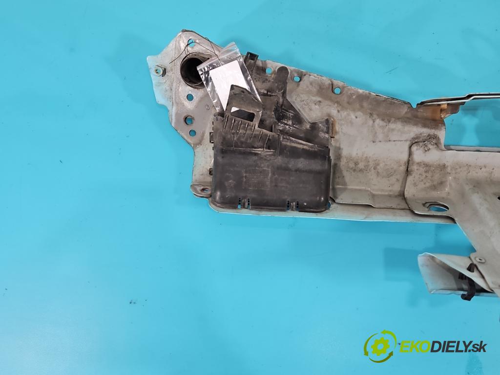 Renault Twingo II 2007-2014 1.5 dci 86 hp manual 63 kW 1461 cm3 3- stěna přední  (Výztuhy přední)