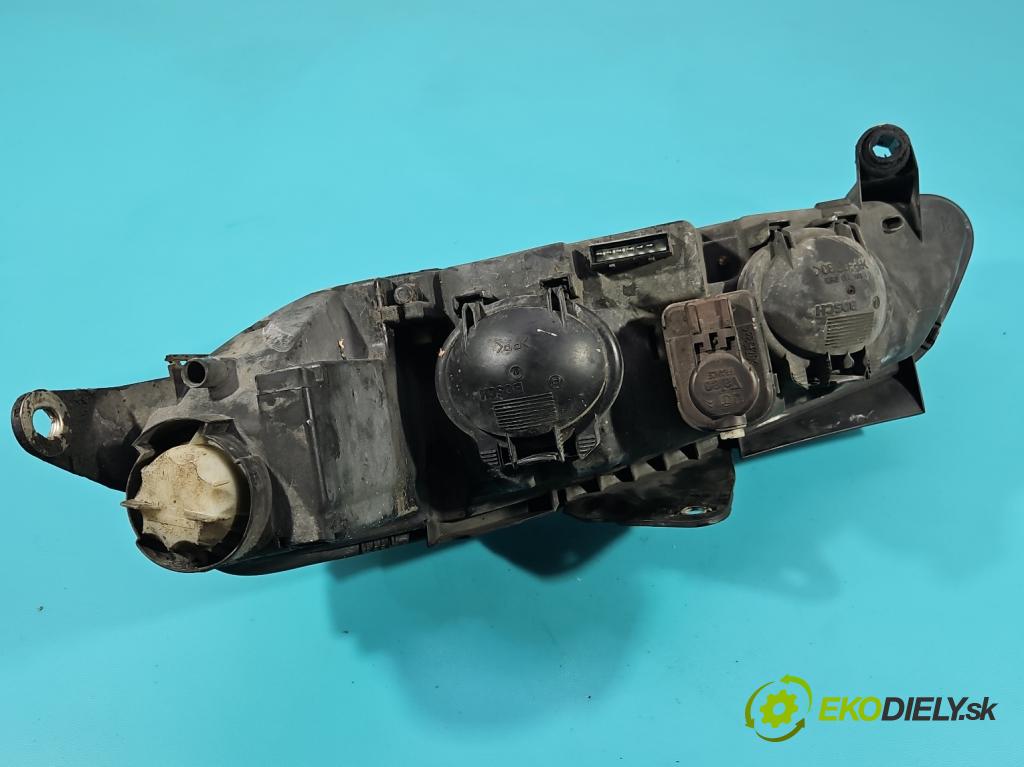 Peugeot 406 2.1 TD 109 HP manual 80 kW 2088 cm3 5- Reflektor: pravý 9616251280 (Pravé)