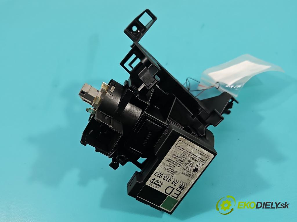 Suzuki Wagon R+ 1.3 76 HP manual 56 kW 1298 cm3 5- Spínačka  (Spínacie skrinky a kľúče)