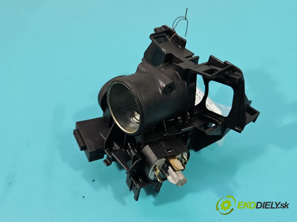 Suzuki Wagon R+ 1.3 76 HP manual 56 kW 1298 cm3 5- Spínačka  (Spínacie skrinky a kľúče)