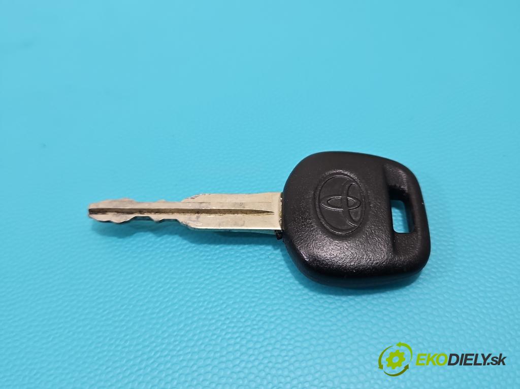 Toyota Starlet 1.3 16v 75 HP manual 55 kW 1332 cm3 5- Spínačka  (Spínacie skrinky a kľúče)